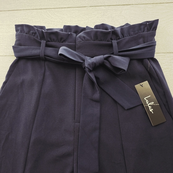 Lulus High Waisted Straight Leg Pants Size Mediun - Picture 5 of 7